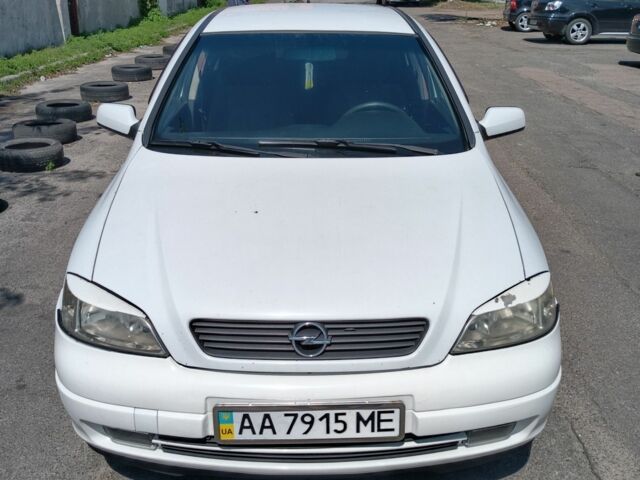Белый Опель Астра, объемом двигателя 1.4 л и пробегом 215 тыс. км за 2200 $, фото 1 на Automoto.ua