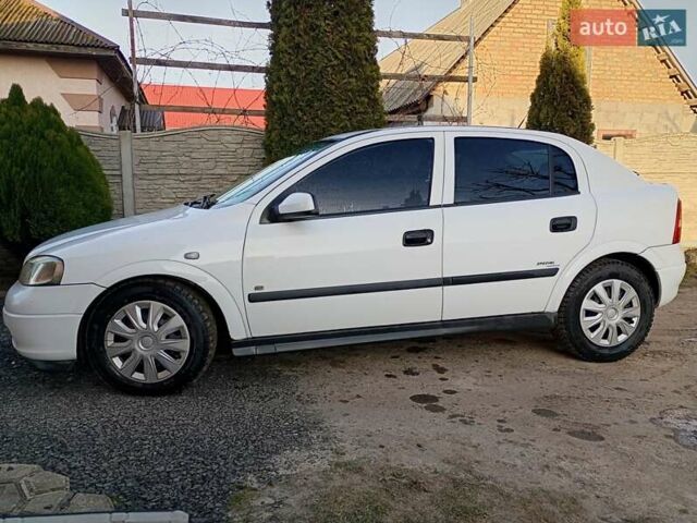 Білий Опель Астра, об'ємом двигуна 1.7 л та пробігом 350 тис. км за 3950 $, фото 4 на Automoto.ua