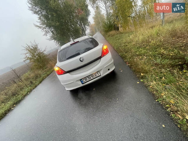 Белый Опель Астра, объемом двигателя 1.6 л и пробегом 224 тыс. км за 3999 $, фото 12 на Automoto.ua