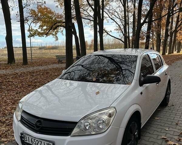 Білий Опель Астра, об'ємом двигуна 1.4 л та пробігом 286 тис. км за 4500 $, фото 1 на Automoto.ua
