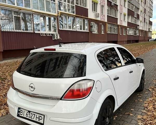 Білий Опель Астра, об'ємом двигуна 1.4 л та пробігом 286 тис. км за 4500 $, фото 4 на Automoto.ua