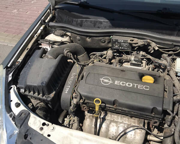 Белый Опель Астра, объемом двигателя 1.6 л и пробегом 224 тыс. км за 7300 $, фото 28 на Automoto.ua