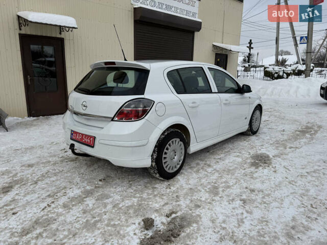 Белый Опель Астра, объемом двигателя 1.6 л и пробегом 194 тыс. км за 5999 $, фото 10 на Automoto.ua