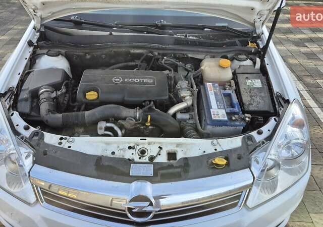 Білий Опель Астра, об'ємом двигуна 1.7 л та пробігом 213 тис. км за 5500 $, фото 14 на Automoto.ua