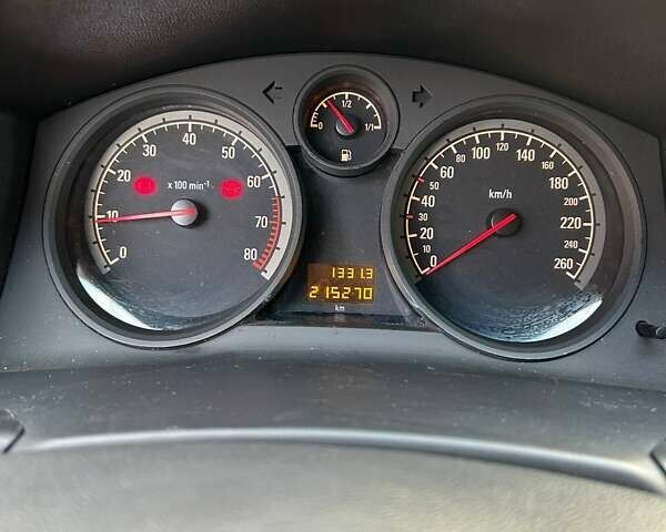 Белый Опель Астра, объемом двигателя 1.36 л и пробегом 215 тыс. км за 4650 $, фото 19 на Automoto.ua
