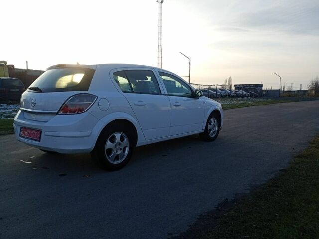 Белый Опель Астра, объемом двигателя 1.4 л и пробегом 185 тыс. км за 4750 $, фото 3 на Automoto.ua