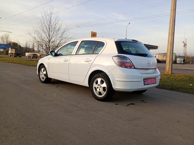 Белый Опель Астра, объемом двигателя 1.4 л и пробегом 185 тыс. км за 4750 $, фото 2 на Automoto.ua