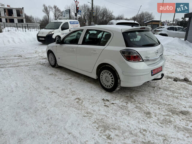 Белый Опель Астра, объемом двигателя 1.6 л и пробегом 194 тыс. км за 5999 $, фото 7 на Automoto.ua