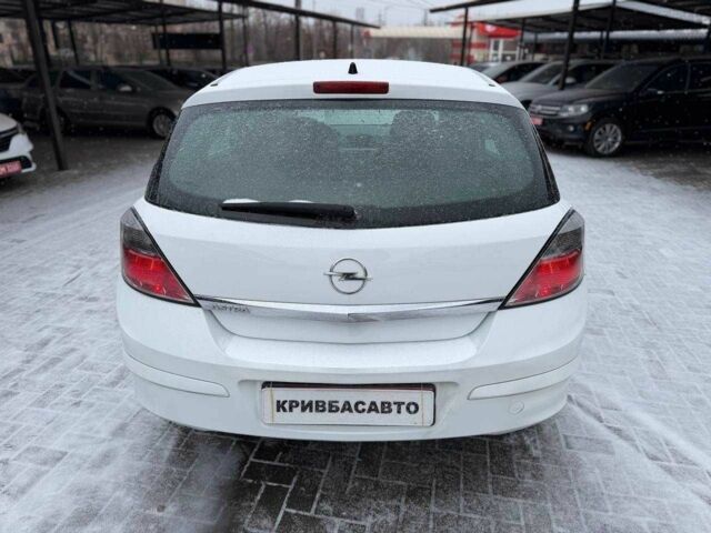 Белый Опель Астра, объемом двигателя 1.6 л и пробегом 188 тыс. км за 5900 $, фото 6 на Automoto.ua