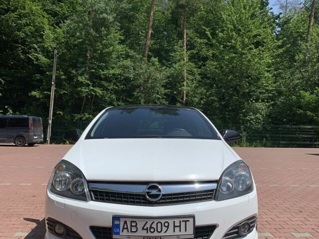 Білий Опель Астра, об'ємом двигуна 1.6 л та пробігом 125 тис. км за 7100 $, фото 3 на Automoto.ua