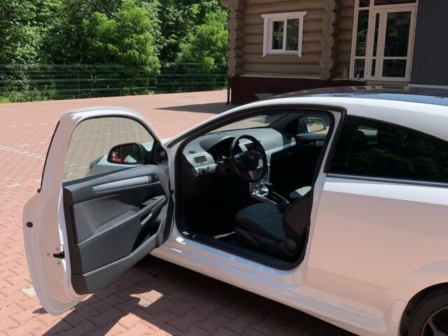 Білий Опель Астра, об'ємом двигуна 1.6 л та пробігом 125 тис. км за 7100 $, фото 8 на Automoto.ua