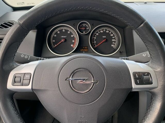 Білий Опель Астра, об'ємом двигуна 1.6 л та пробігом 125 тис. км за 7100 $, фото 13 на Automoto.ua