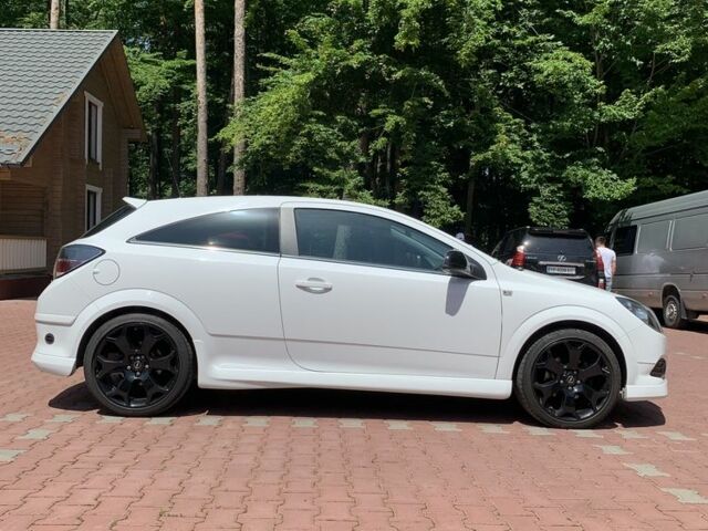 Білий Опель Астра, об'ємом двигуна 1.6 л та пробігом 125 тис. км за 7100 $, фото 6 на Automoto.ua