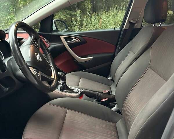 Белый Опель Астра, объемом двигателя 1.7 л и пробегом 184 тыс. км за 6500 $, фото 2 на Automoto.ua