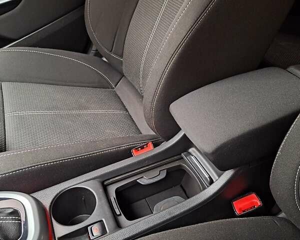 Белый Опель Астра, объемом двигателя 1.6 л и пробегом 179 тыс. км за 7800 $, фото 43 на Automoto.ua