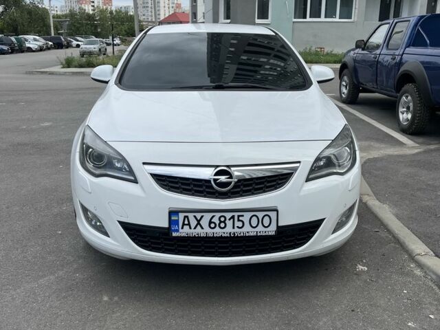Білий Опель Астра, об'ємом двигуна 1.6 л та пробігом 248 тис. км за 7005 $, фото 1 на Automoto.ua