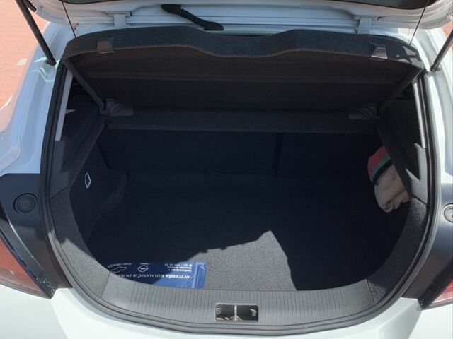 Білий Опель Астра, об'ємом двигуна 1.6 л та пробігом 125 тис. км за 7100 $, фото 11 на Automoto.ua