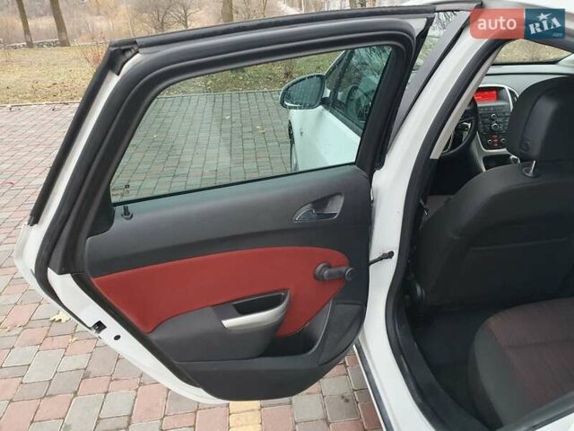 Белый Опель Астра, объемом двигателя 1.4 л и пробегом 118 тыс. км за 6950 $, фото 15 на Automoto.ua