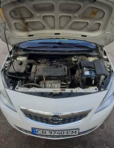 Белый Опель Астра, объемом двигателя 1.6 л и пробегом 241 тыс. км за 6100 $, фото 15 на Automoto.ua