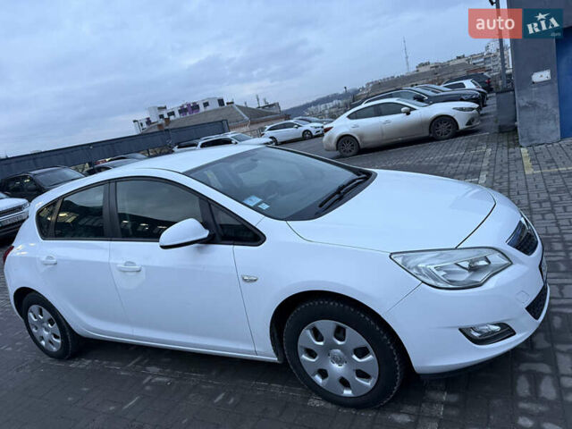 Белый Опель Астра, объемом двигателя 1.4 л и пробегом 234 тыс. км за 4950 $, фото 23 на Automoto.ua