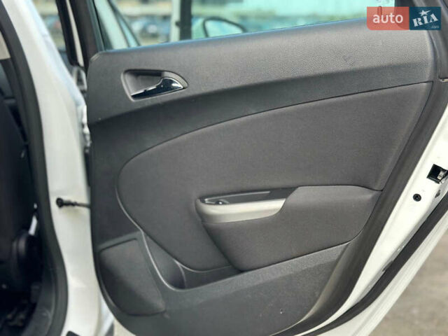 Белый Опель Астра, объемом двигателя 0 л и пробегом 187 тыс. км за 6950 $, фото 23 на Automoto.ua