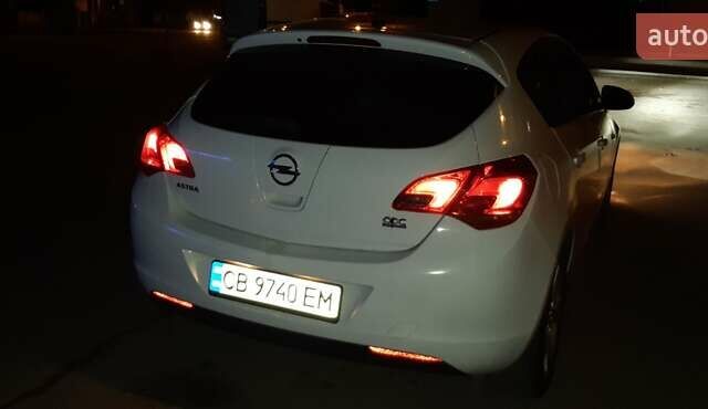 Белый Опель Астра, объемом двигателя 1.6 л и пробегом 241 тыс. км за 6100 $, фото 17 на Automoto.ua