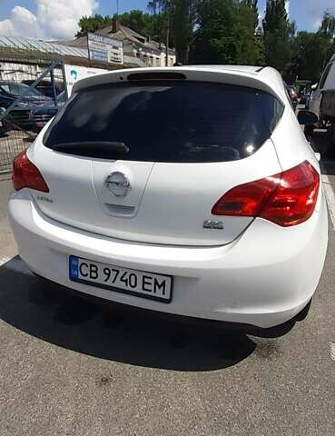 Белый Опель Астра, объемом двигателя 1.6 л и пробегом 241 тыс. км за 6100 $, фото 6 на Automoto.ua