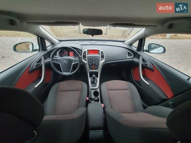 Белый Опель Астра, объемом двигателя 1.4 л и пробегом 118 тыс. км за 6950 $, фото 8 на Automoto.ua