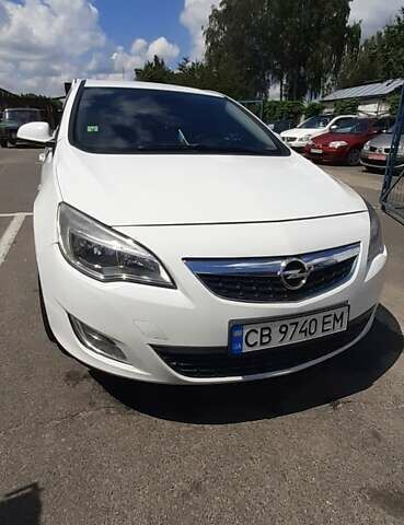 Белый Опель Астра, объемом двигателя 1.6 л и пробегом 241 тыс. км за 6100 $, фото 3 на Automoto.ua