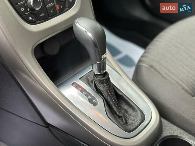 Білий Опель Астра, об'ємом двигуна 1.6 л та пробігом 143 тис. км за 8600 $, фото 18 на Automoto.ua