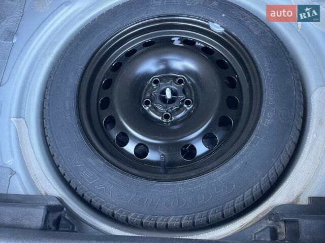 Белый Опель Астра, объемом двигателя 1.6 л и пробегом 182 тыс. км за 6400 $, фото 22 на Automoto.ua