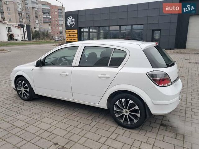 Білий Опель Астра, об'ємом двигуна 1.6 л та пробігом 184 тис. км за 6999 $, фото 6 на Automoto.ua