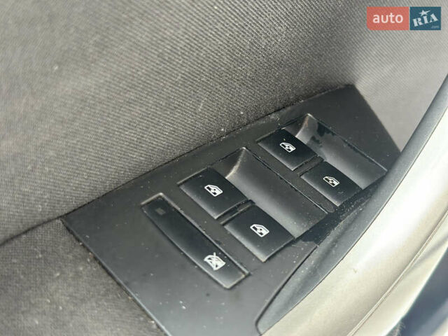 Білий Опель Астра, об'ємом двигуна 1.6 л та пробігом 143 тис. км за 8600 $, фото 13 на Automoto.ua