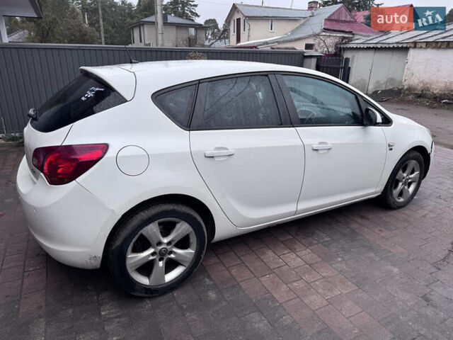 Білий Опель Астра, об'ємом двигуна 1.96 л та пробігом 310 тис. км за 7000 $, фото 2 на Automoto.ua