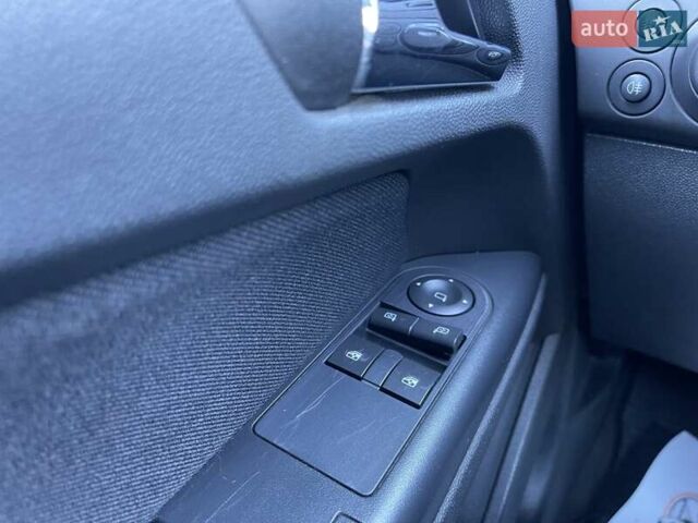 Белый Опель Астра, объемом двигателя 1.6 л и пробегом 182 тыс. км за 6400 $, фото 15 на Automoto.ua