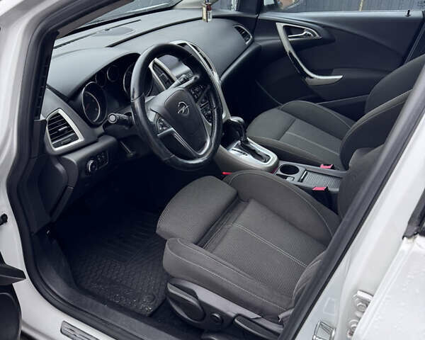 Білий Опель Астра, об'ємом двигуна 1.96 л та пробігом 310 тис. км за 7000 $, фото 9 на Automoto.ua