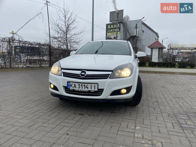 Белый Опель Астра, объемом двигателя 1.6 л и пробегом 240 тыс. км за 6900 $, фото 14 на Automoto.ua