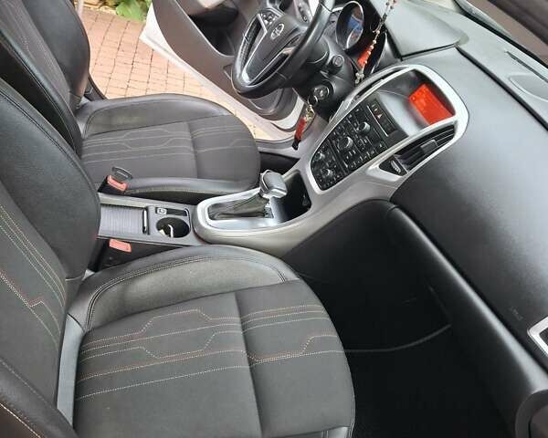 Білий Опель Астра, об'ємом двигуна 1.36 л та пробігом 107 тис. км за 8700 $, фото 10 на Automoto.ua