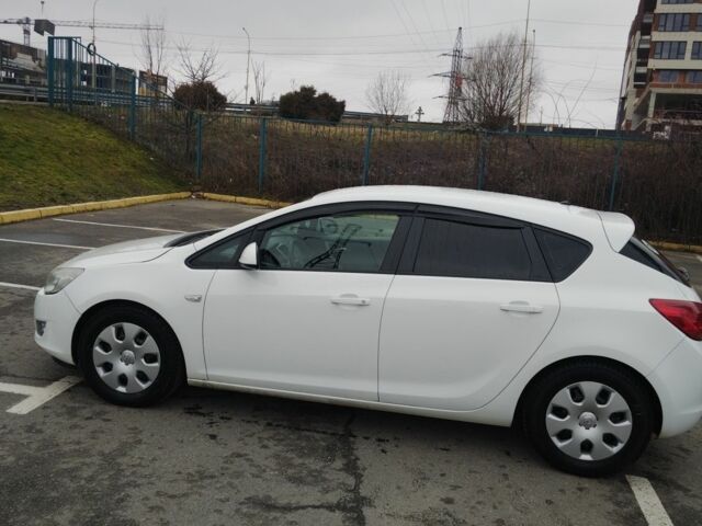 Білий Опель Астра, об'ємом двигуна 1.2 л та пробігом 208 тис. км за 5500 $, фото 3 на Automoto.ua