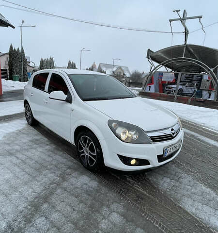 Белый Опель Астра, объемом двигателя 1.6 л и пробегом 158 тыс. км за 5800 $, фото 10 на Automoto.ua