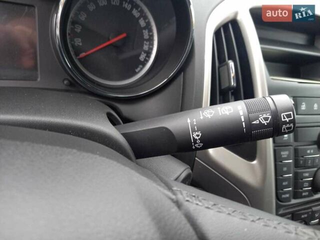 Опель Астра 2013 в Черкассах на Automoto.ua Белый Опель Астра, объемом двигателя 1.4 л и пробегом 171 тыс. км за 7300 $, фото 28 на Automoto.ua