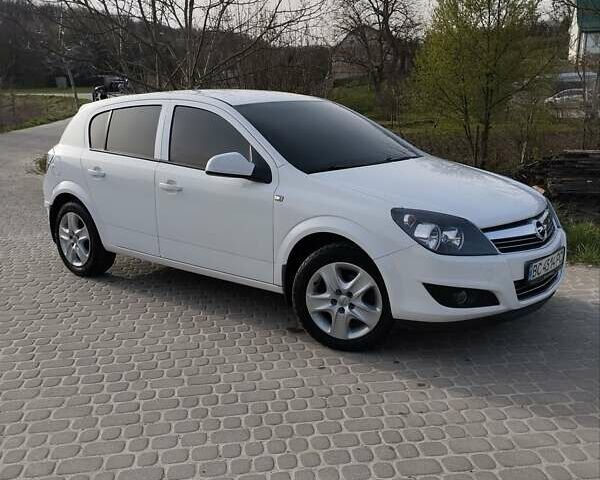 Белый Опель Астра, объемом двигателя 1.6 л и пробегом 69 тыс. км за 5300 $, фото 15 на Automoto.ua