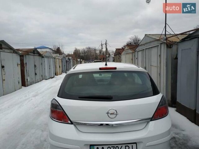 Белый Опель Астра, объемом двигателя 1.6 л и пробегом 56 тыс. км за 7700 $, фото 2 на Automoto.ua