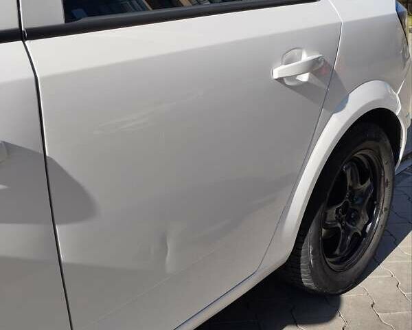 Білий Опель Астра, об'ємом двигуна 1.6 л та пробігом 173 тис. км за 4700 $, фото 3 на Automoto.ua