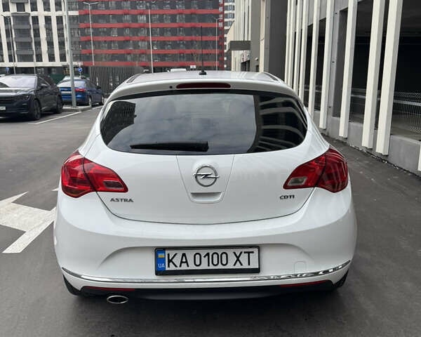 Білий Опель Астра, об'ємом двигуна 2 л та пробігом 286 тис. км за 7400 $, фото 4 на Automoto.ua