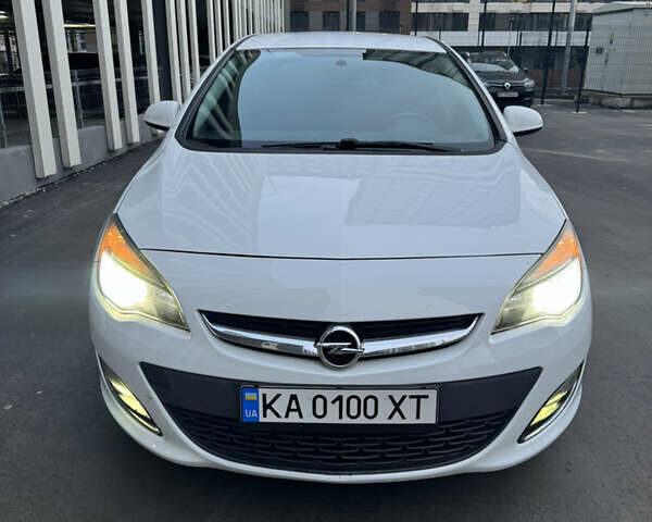 Білий Опель Астра, об'ємом двигуна 2 л та пробігом 286 тис. км за 7400 $, фото 20 на Automoto.ua