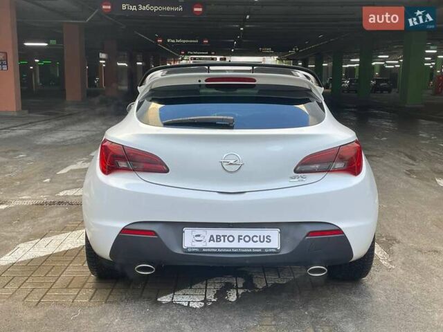 Білий Опель Астра, об'ємом двигуна 1.4 л та пробігом 150 тис. км за 8990 $, фото 5 на Automoto.ua