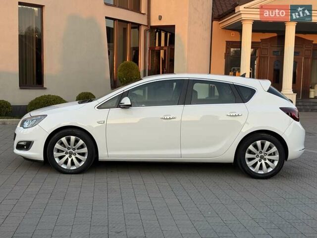 Белый Опель Астра, объемом двигателя 1.7 л и пробегом 219 тыс. км за 8200 $, фото 4 на Automoto.ua