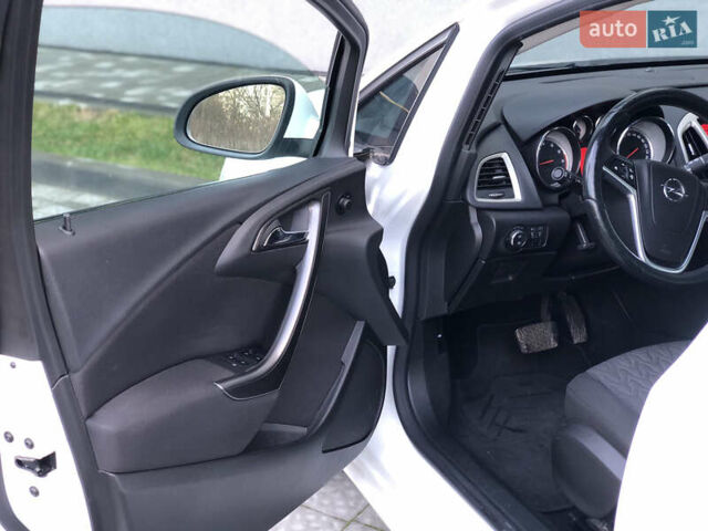 Белый Опель Астра, объемом двигателя 1.6 л и пробегом 160 тыс. км за 9590 $, фото 37 на Automoto.ua