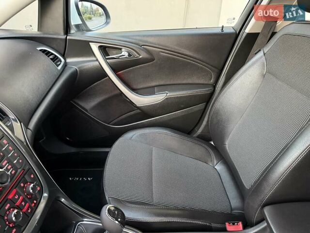 Белый Опель Астра, объемом двигателя 1.7 л и пробегом 219 тыс. км за 8200 $, фото 42 на Automoto.ua